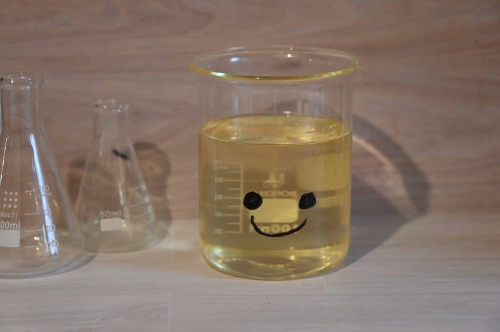 Invisible Beaker STEM Challenge